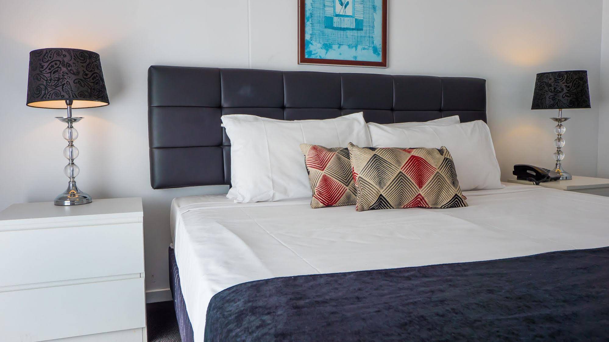 Broadbeach Savannah