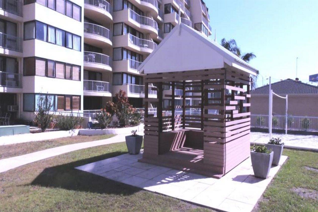 Broadbeach Travel Inn Apartments