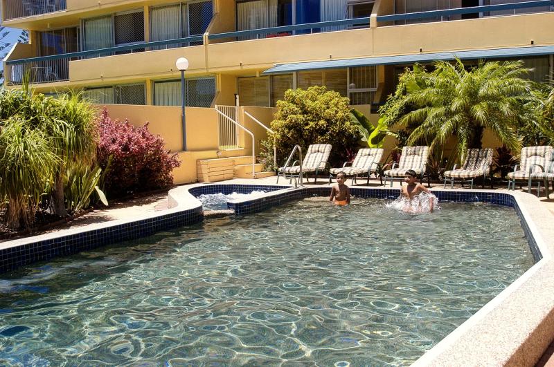 Hi Ho Beach Apartments