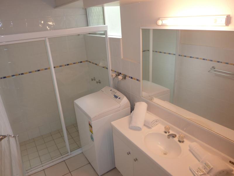 Hi Ho Beach Apartments
