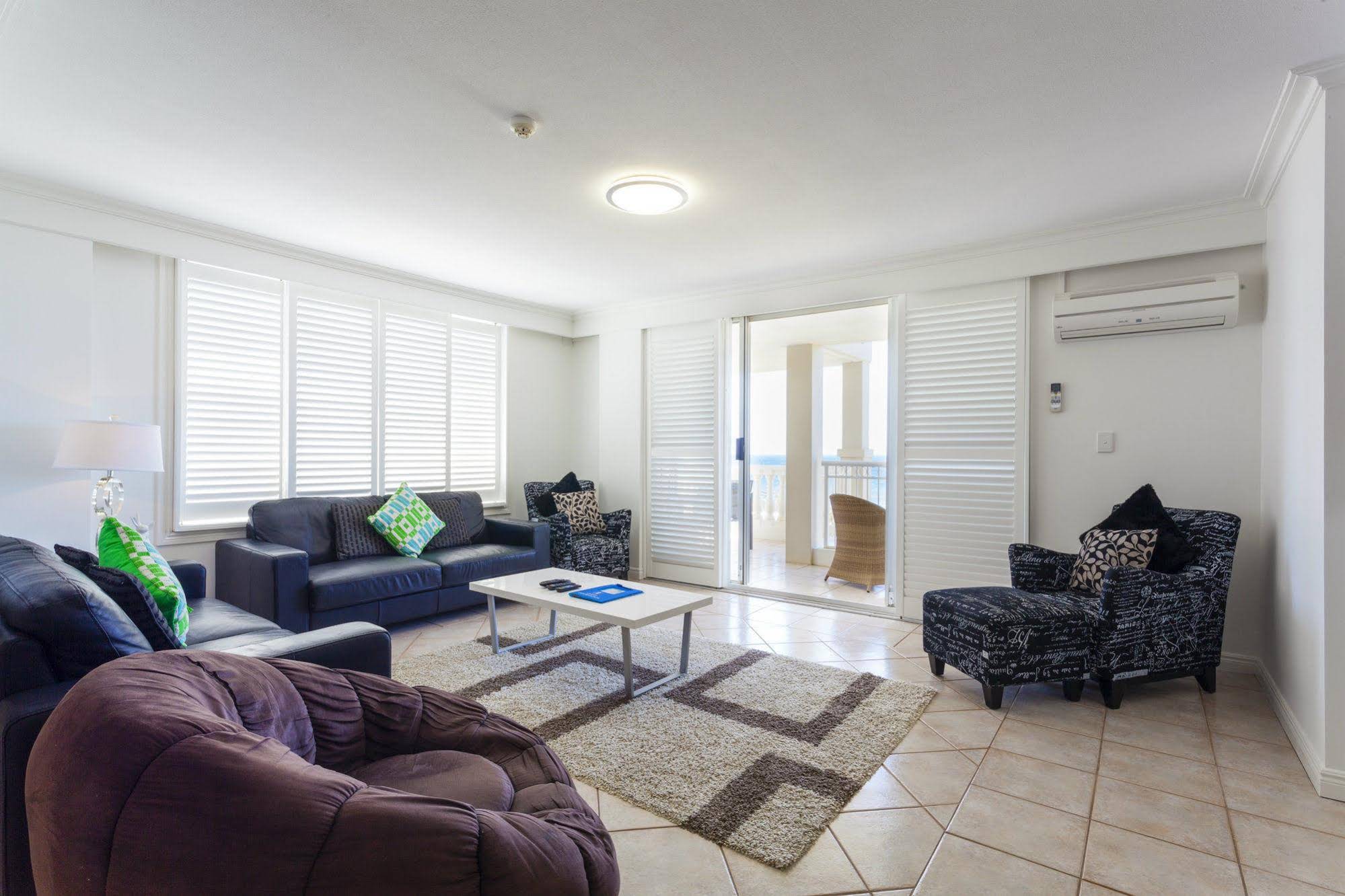 La Grande Apartments