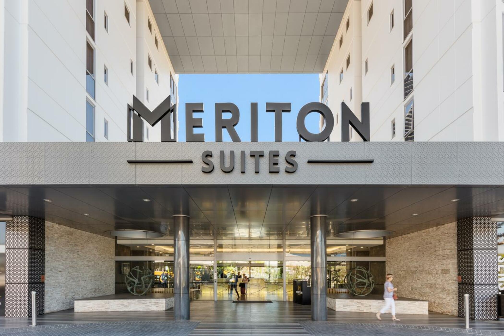 Meriton Suites Broadbeach