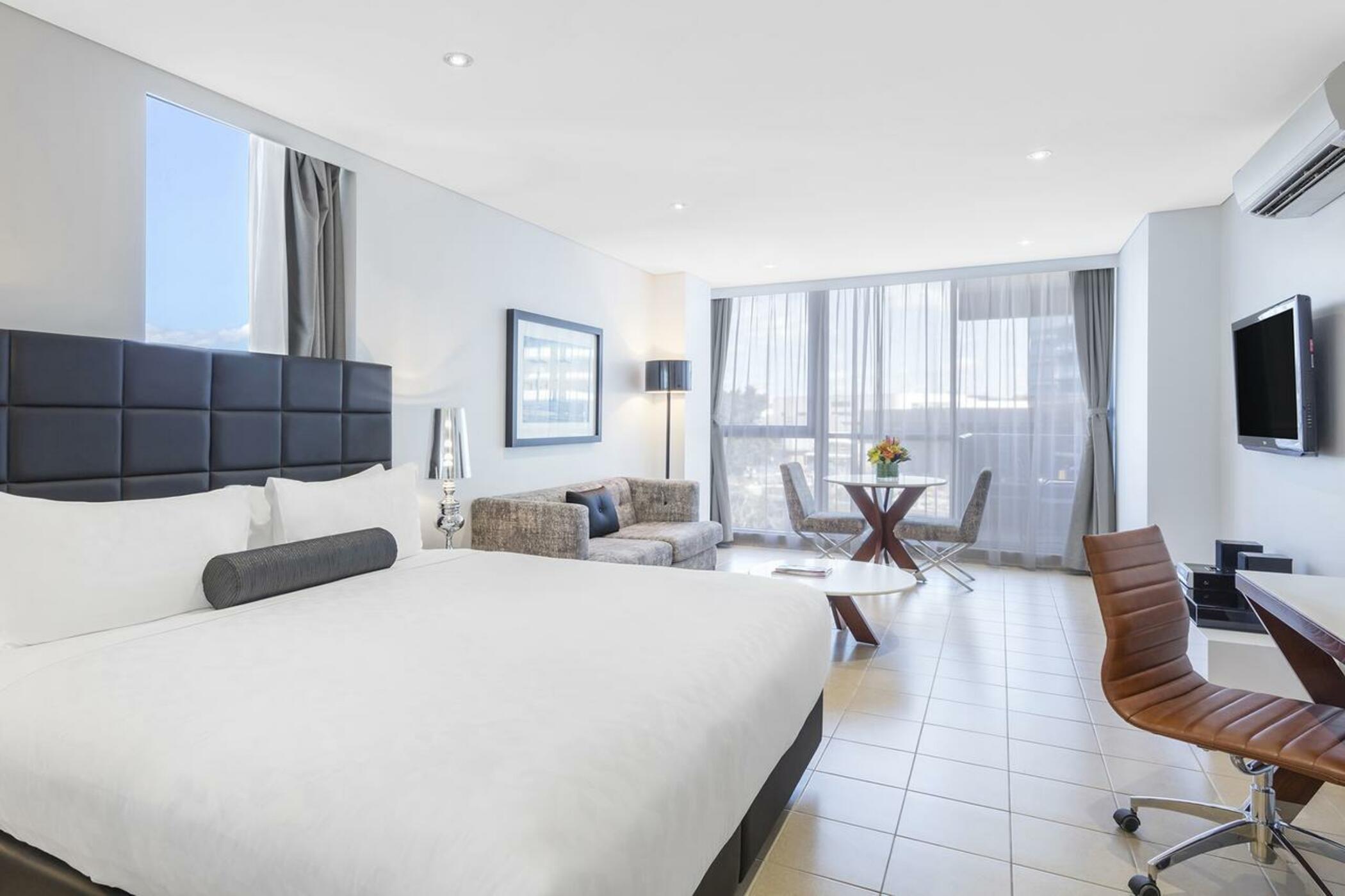 Meriton Suites Broadbeach