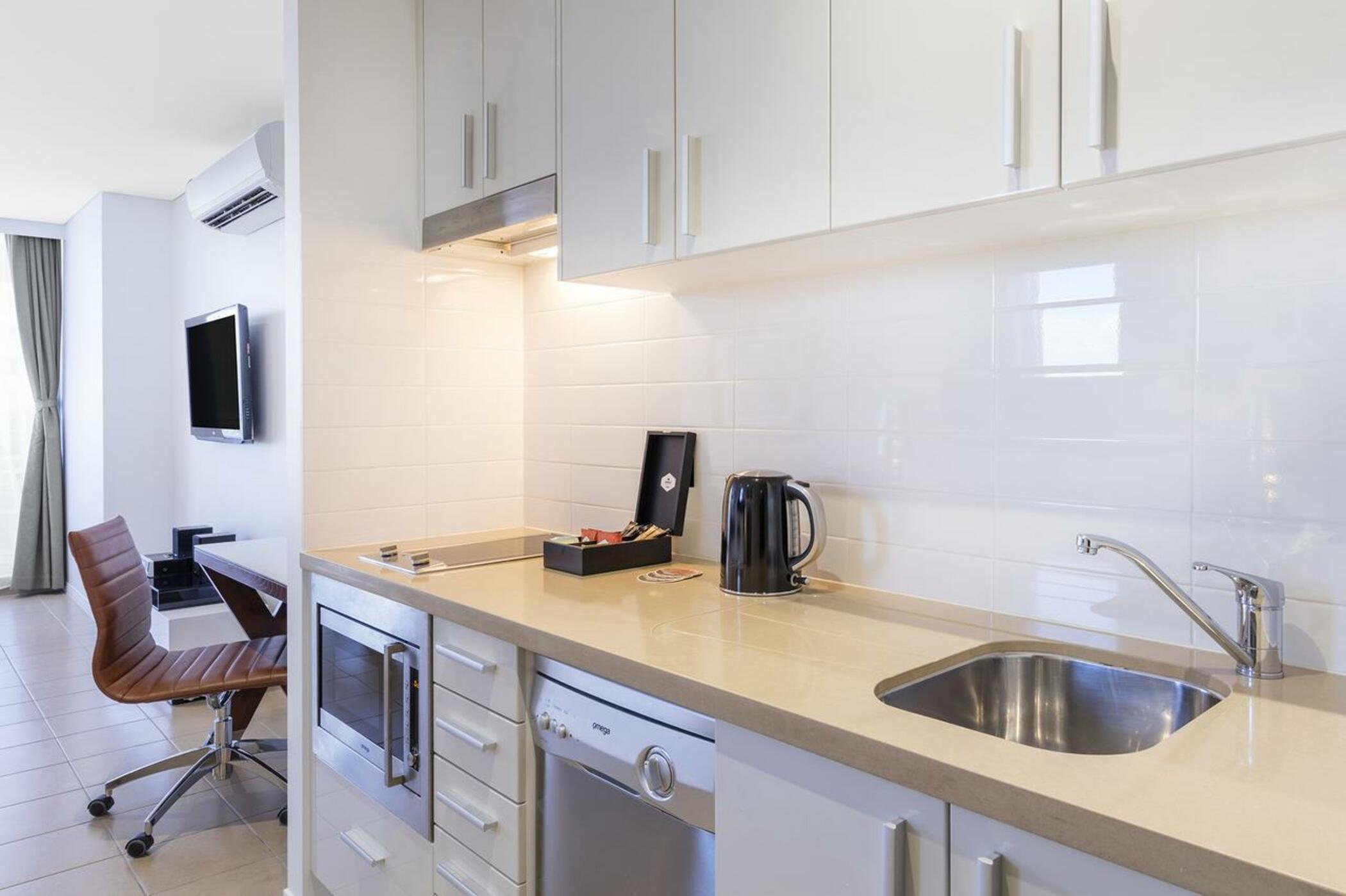 Meriton Suites Broadbeach