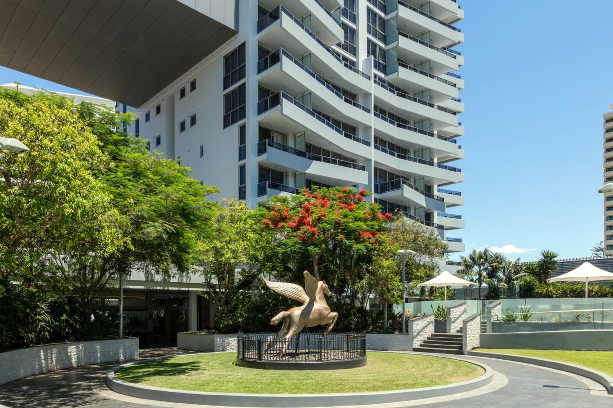 Meriton Suites Broadbeach