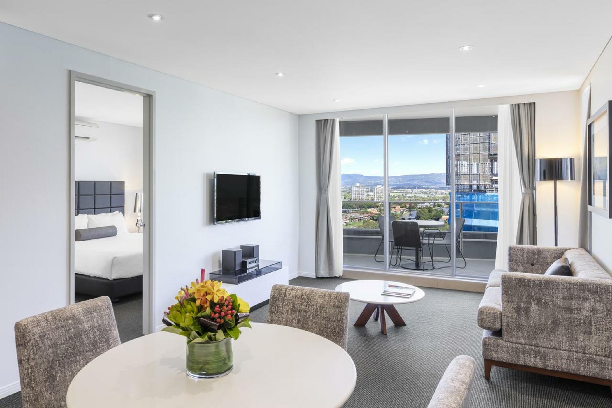 Meriton Suites Broadbeach