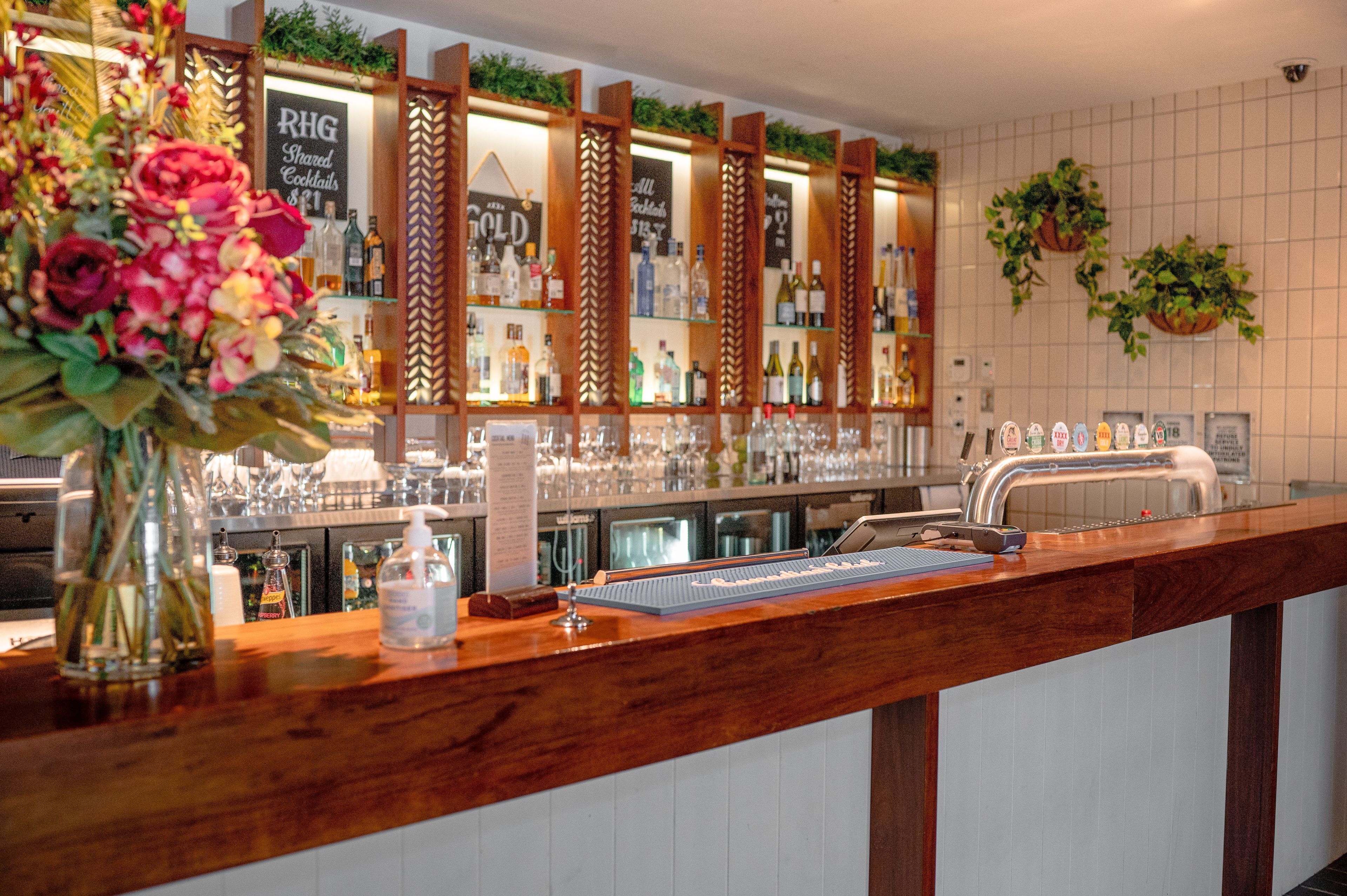 Browns Plains Hotel