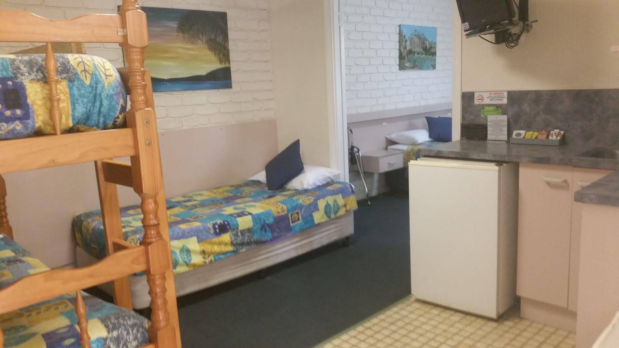 Bundaberg Coral Villa Motor Inn