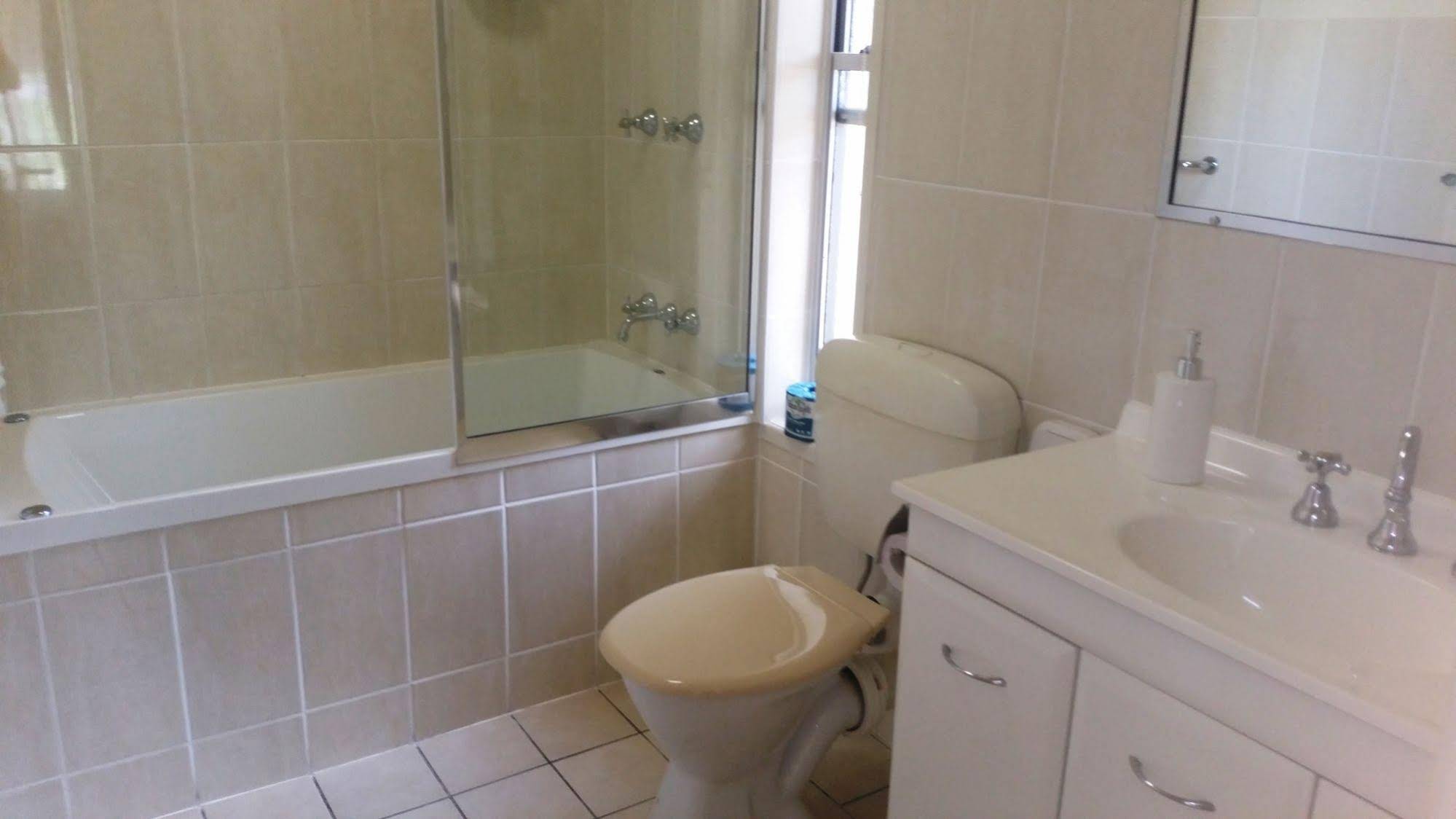 Bundaberg Coral Villa Motor Inn