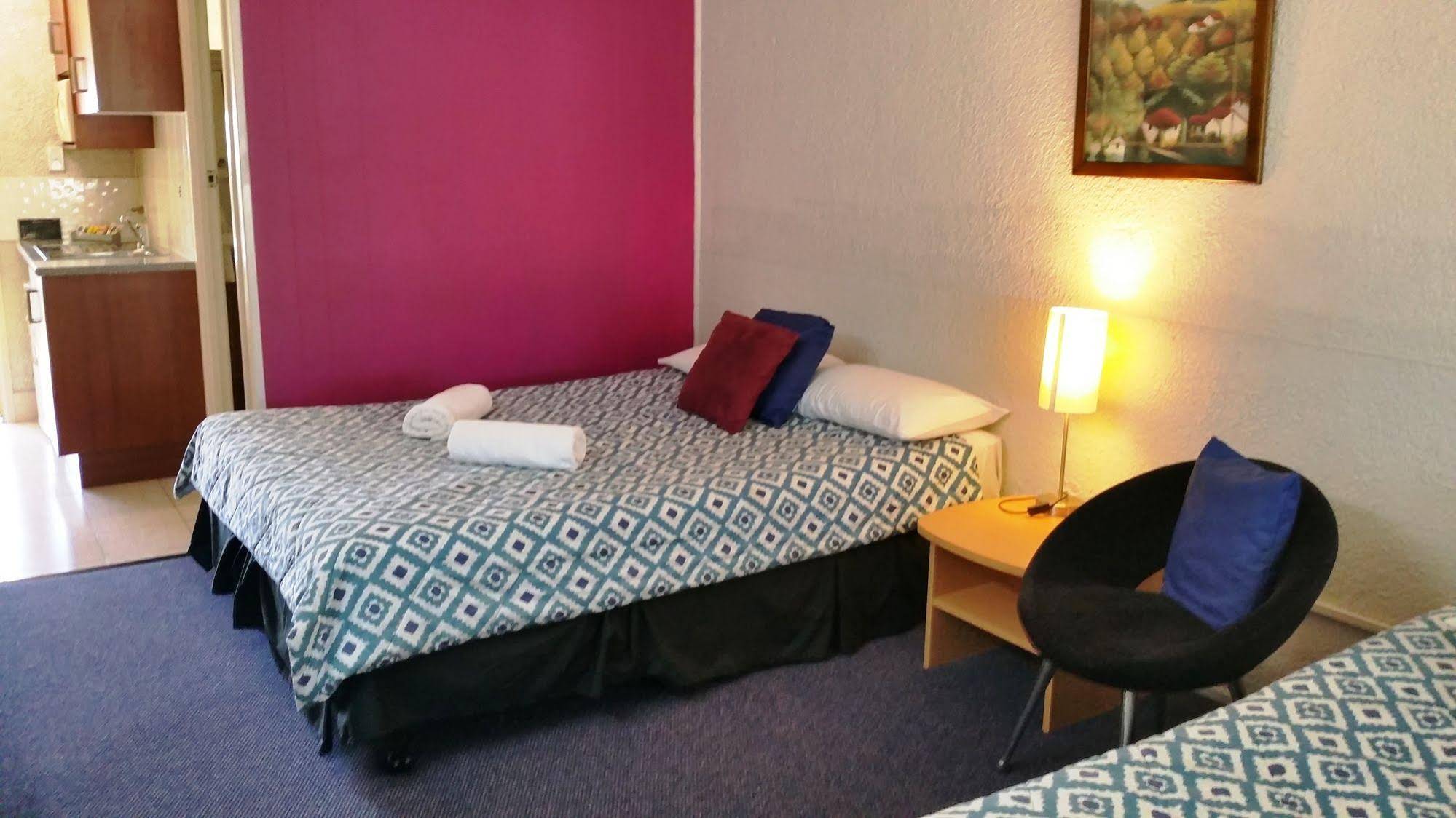 Bundaberg Coral Villa Motor Inn