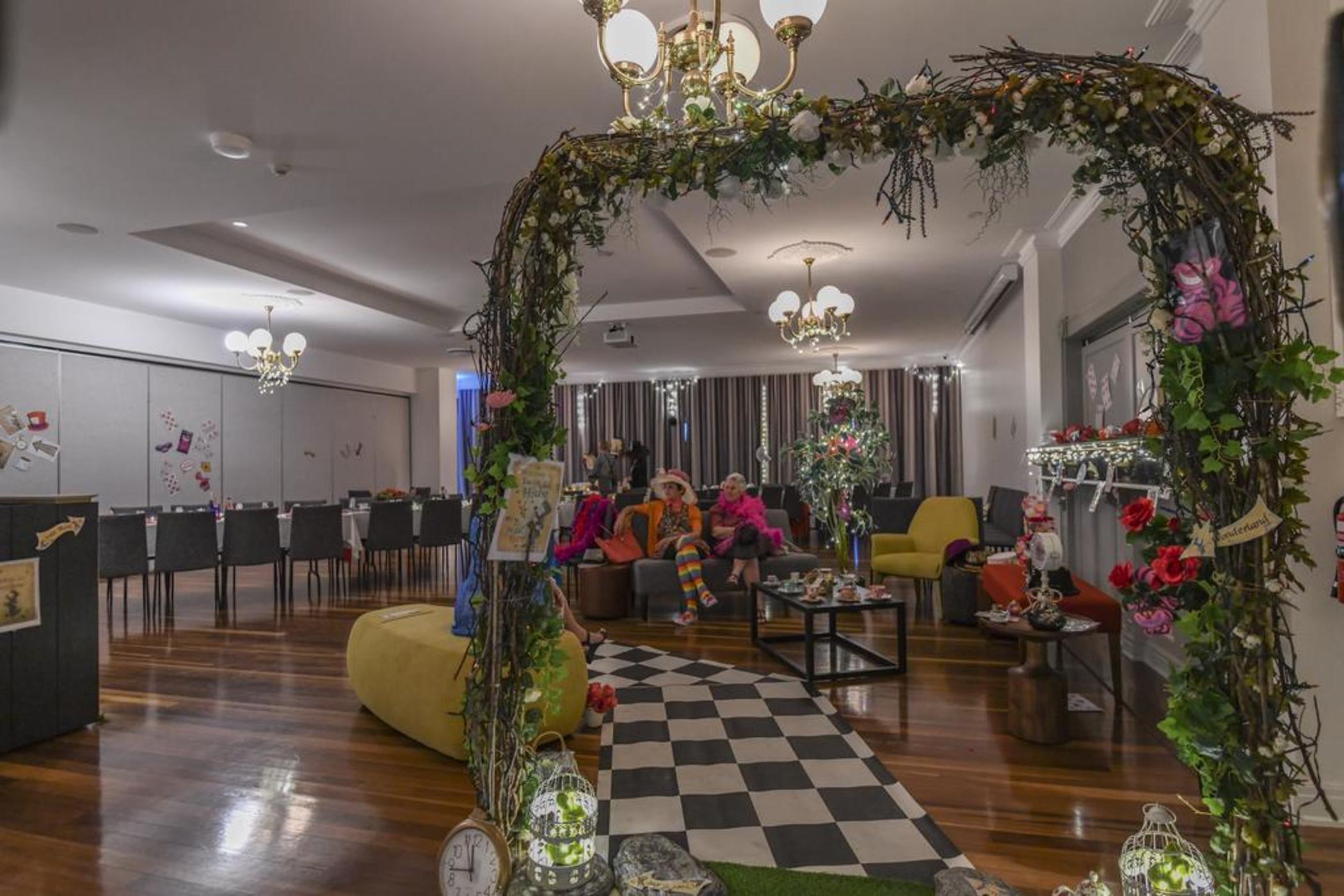 Burnett Riverside Hotel
