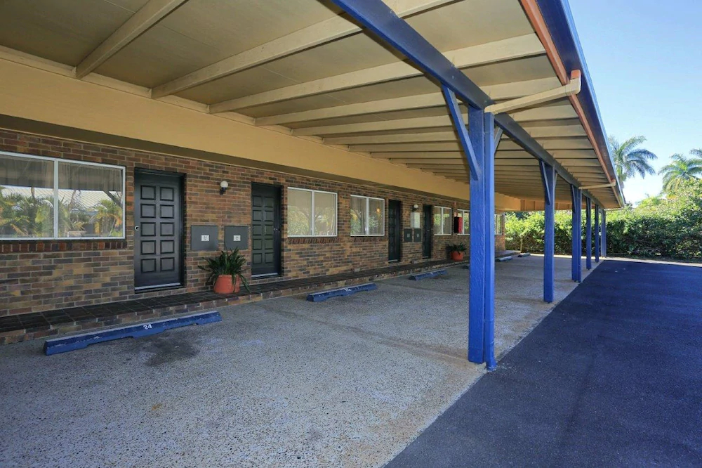Smart Motels Bert Hinkler