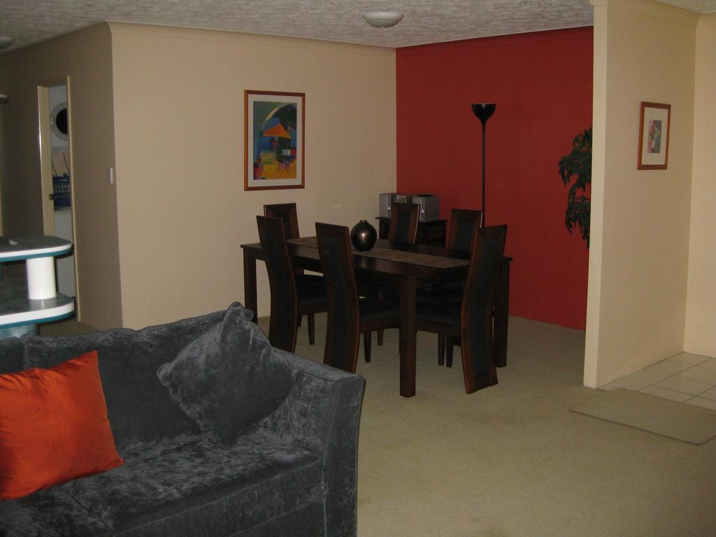 Oceanside Cove Holiday Apartments