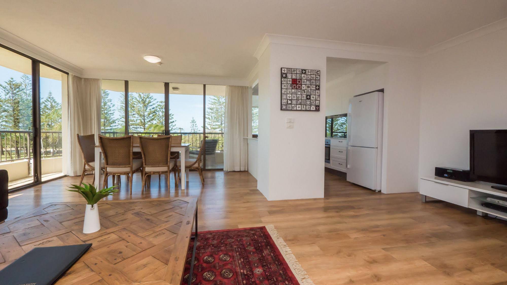 Southern Cross Apartments