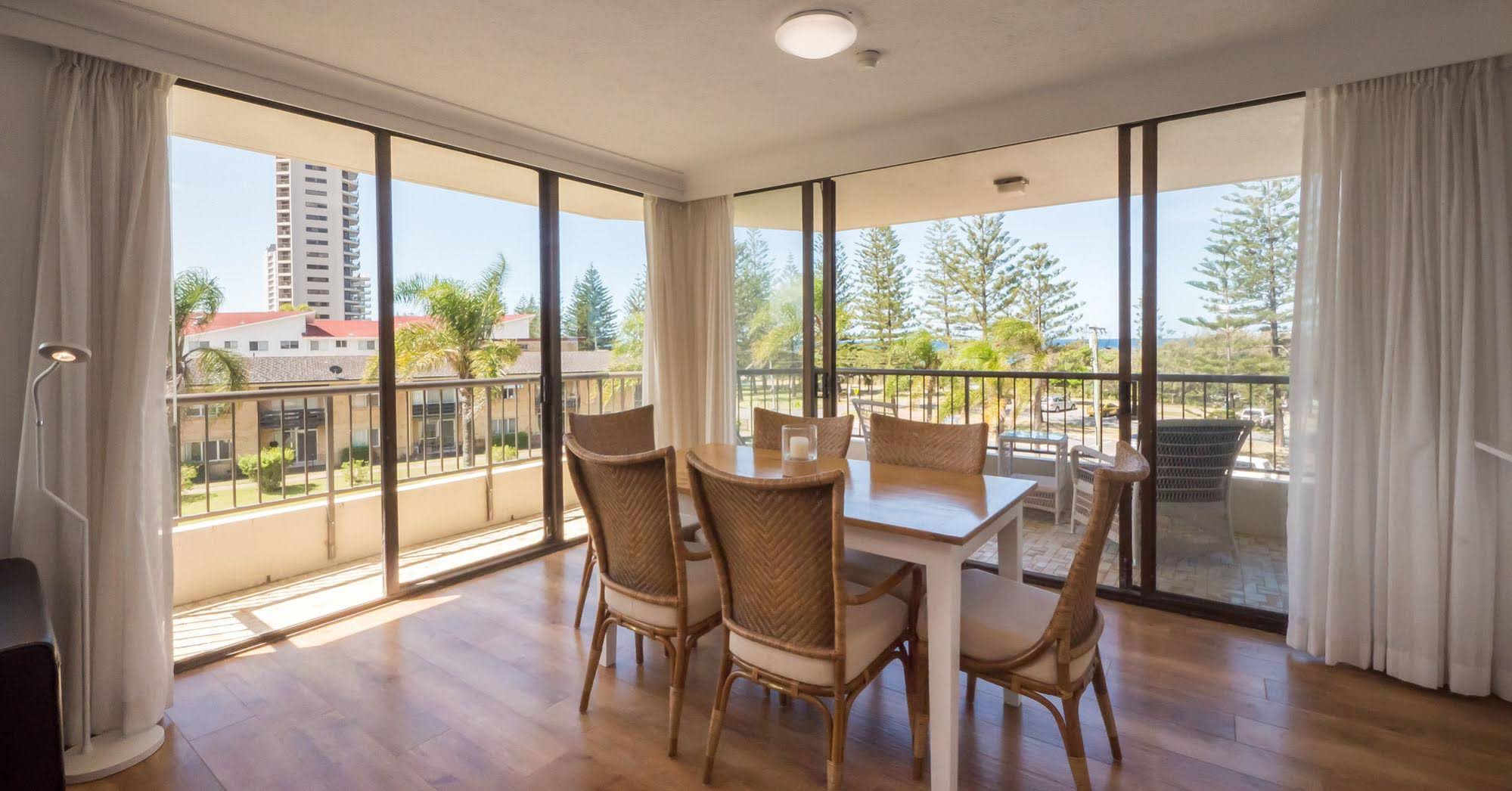 Southern Cross Apartments