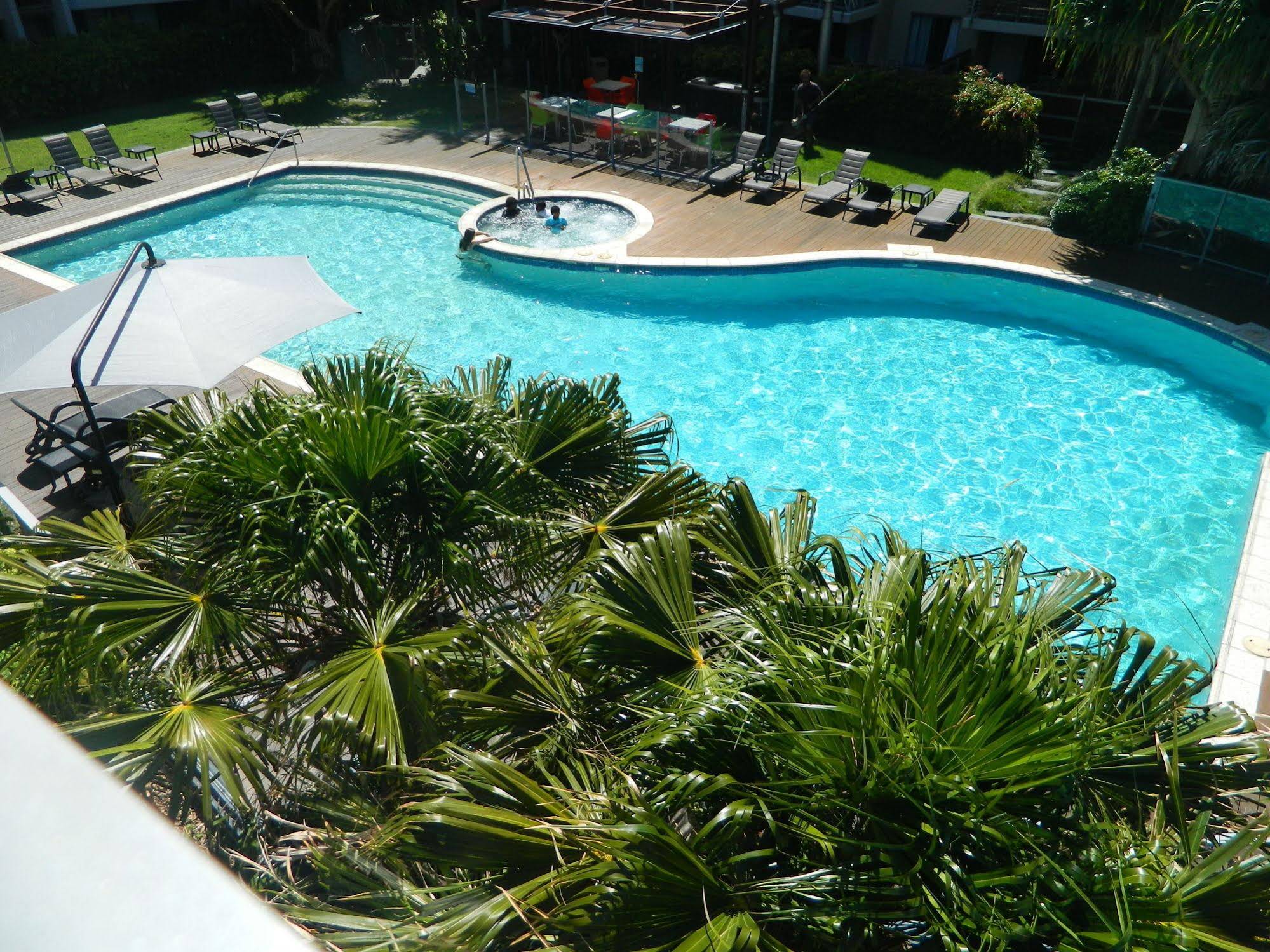 Swell Resort