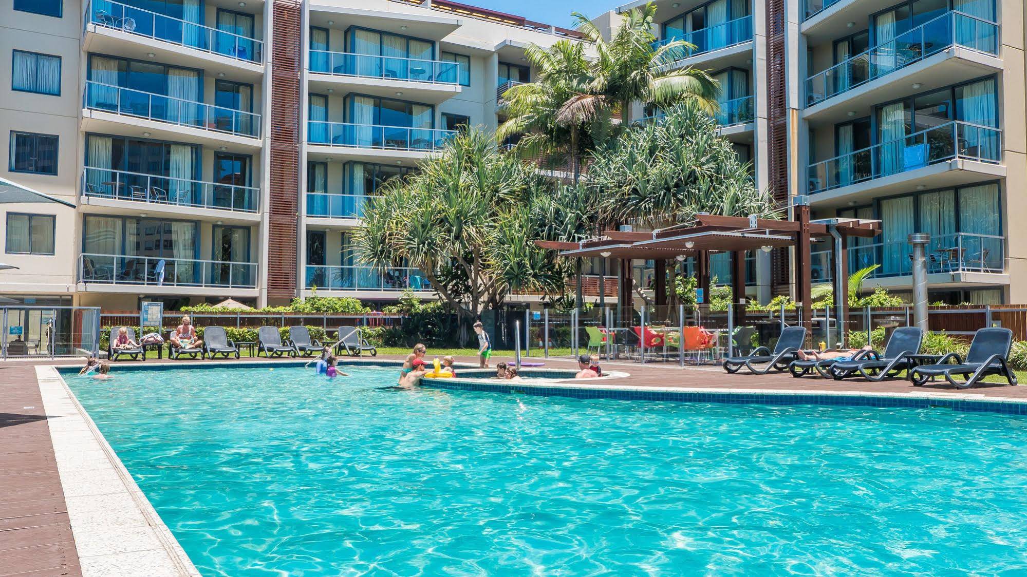 Swell Resort