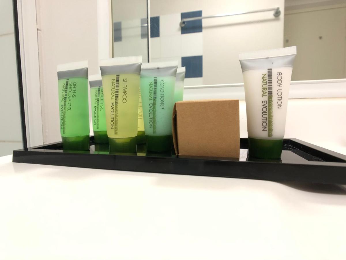 Australis Cairns Beach Resort