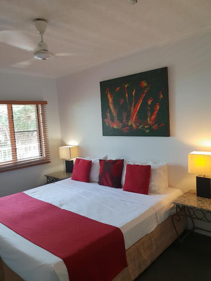 Australis Cairns Beach Resort