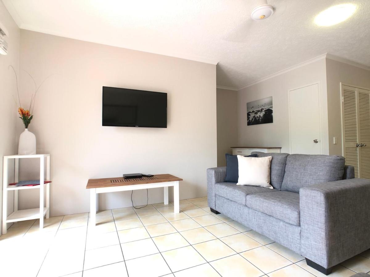 Australis Cairns Beach Resort