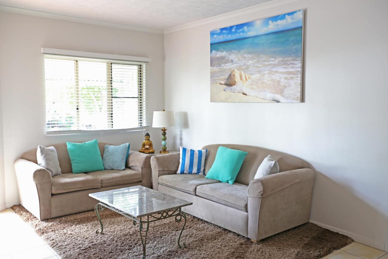 Australis Cairns Beach Resort