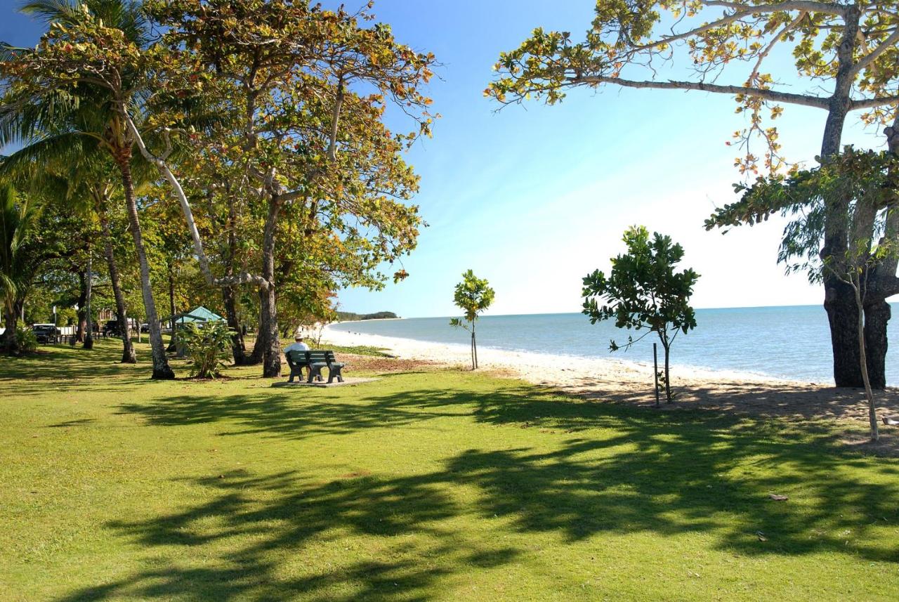 Australis Cairns Beach Resort