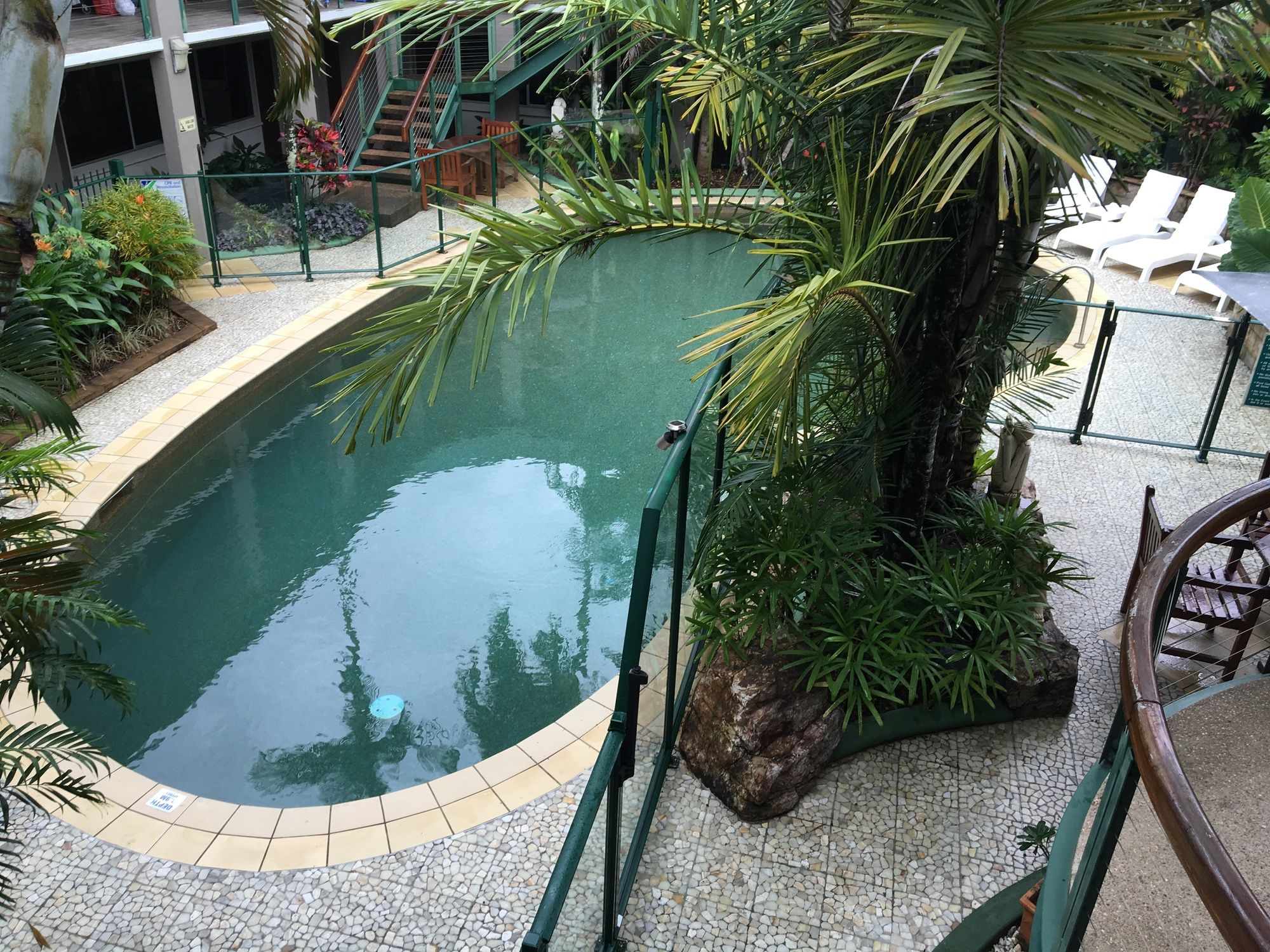 Bay Village Tropical Retreat