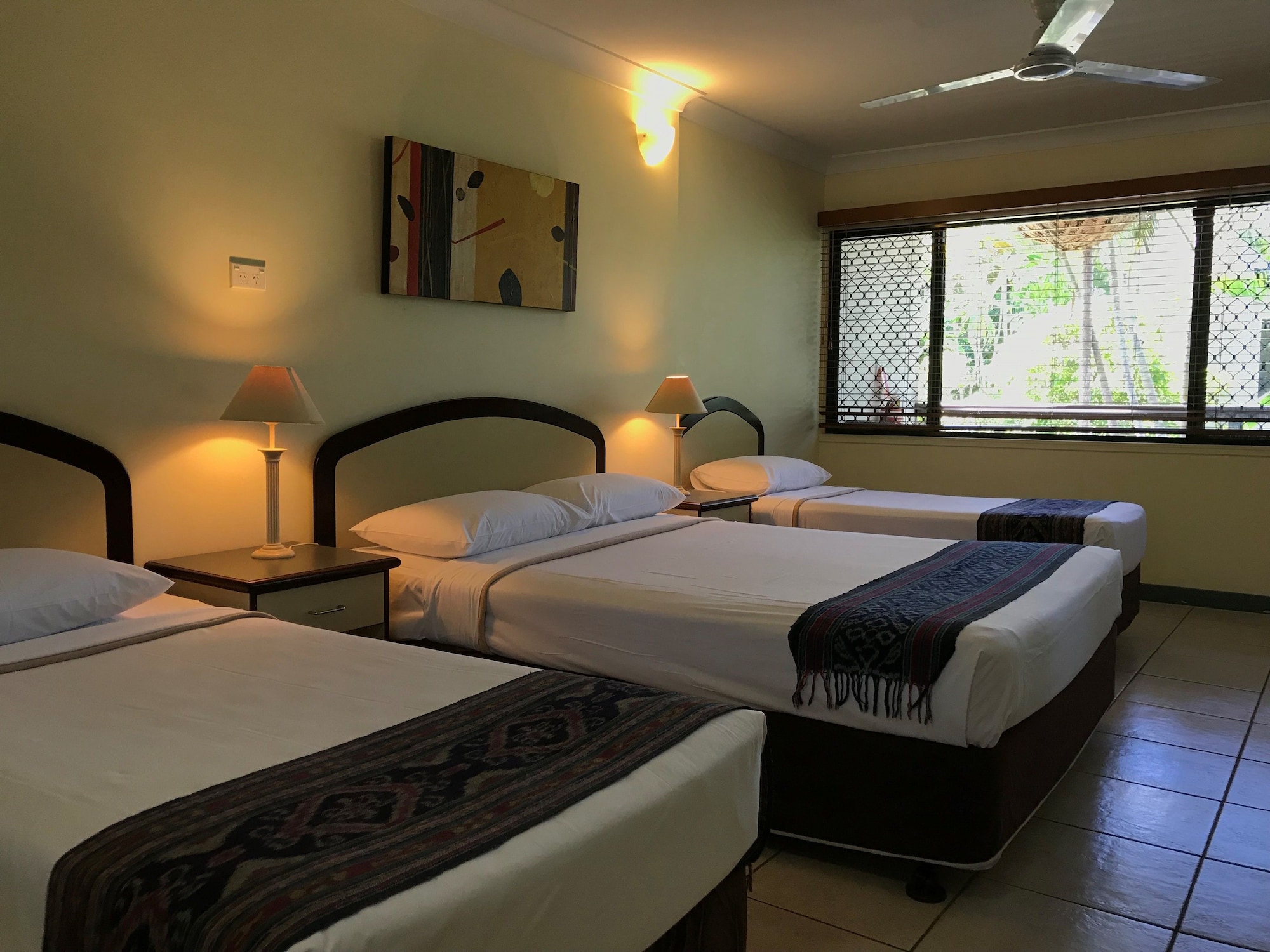 Bay Village Tropical Retreat