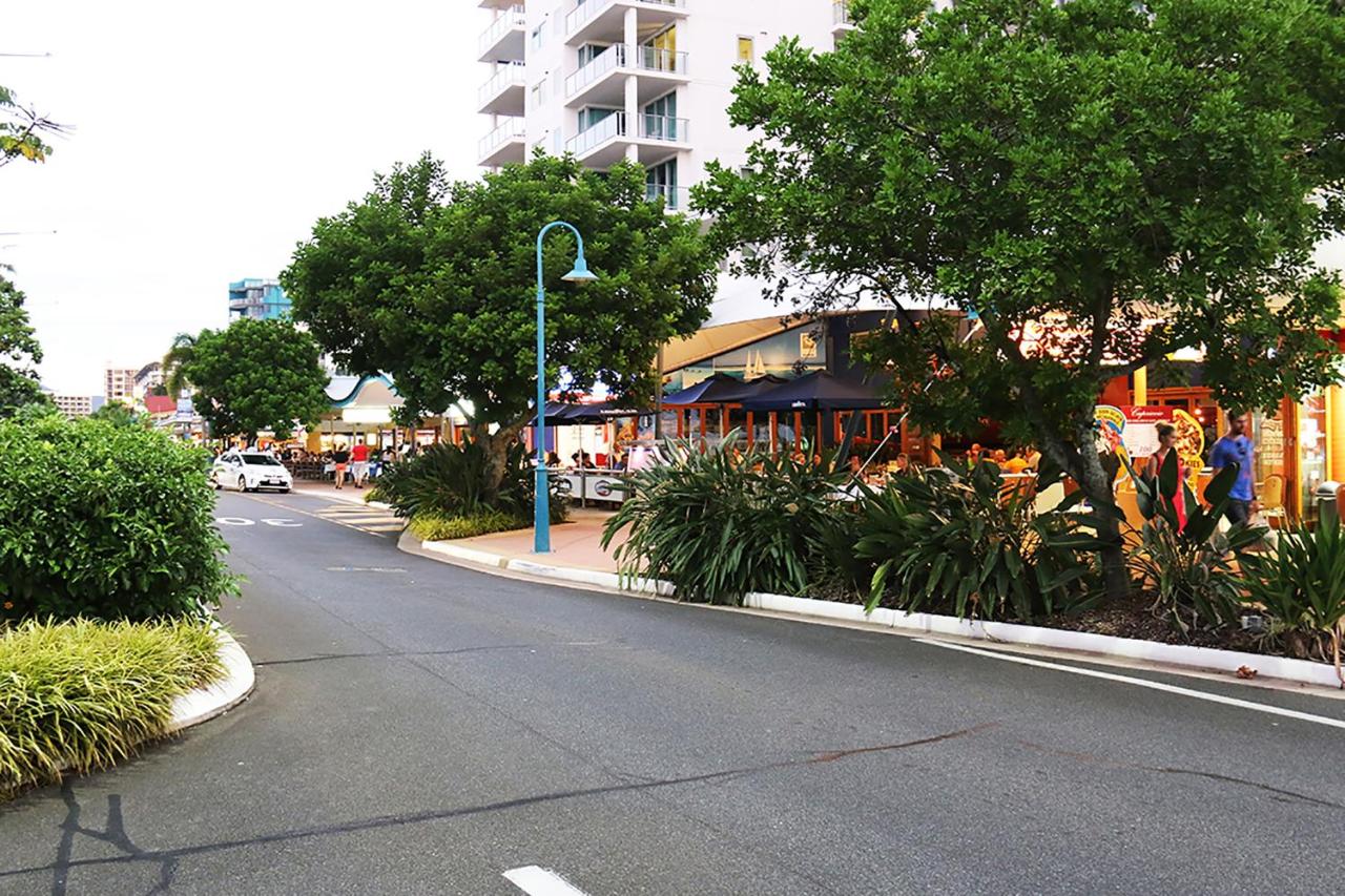 Cairns Aquarius Holiday Apartments