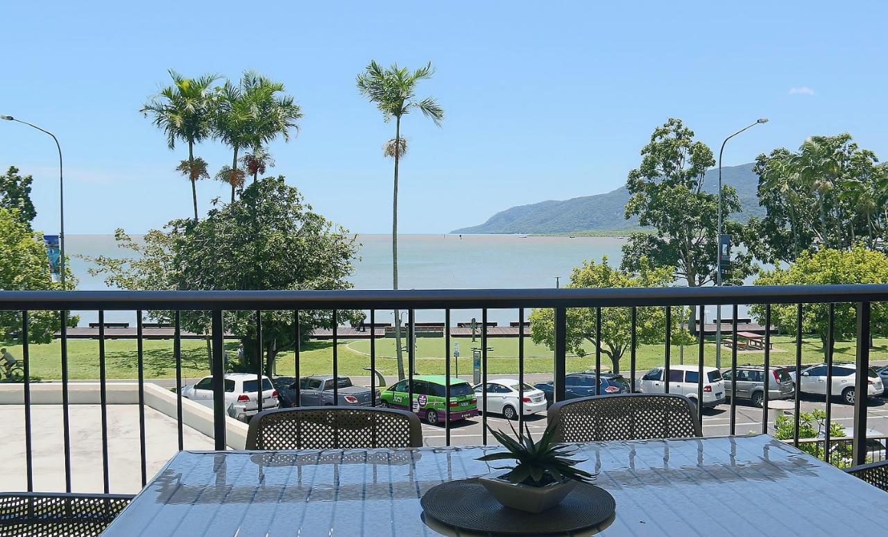 Cairns Aquarius Holiday Apartments