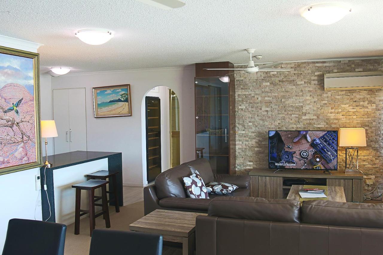 Cairns Aquarius Holiday Apartments