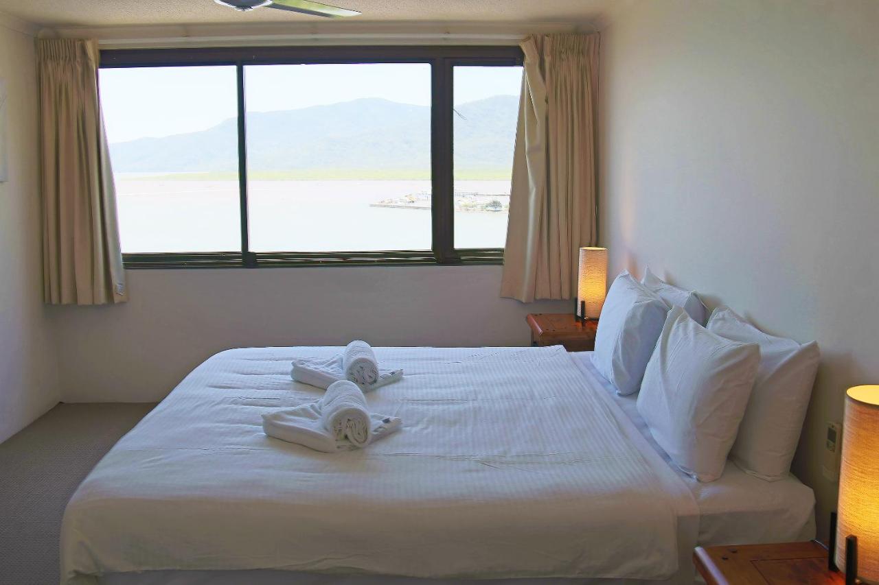 Cairns Aquarius Holiday Apartments
