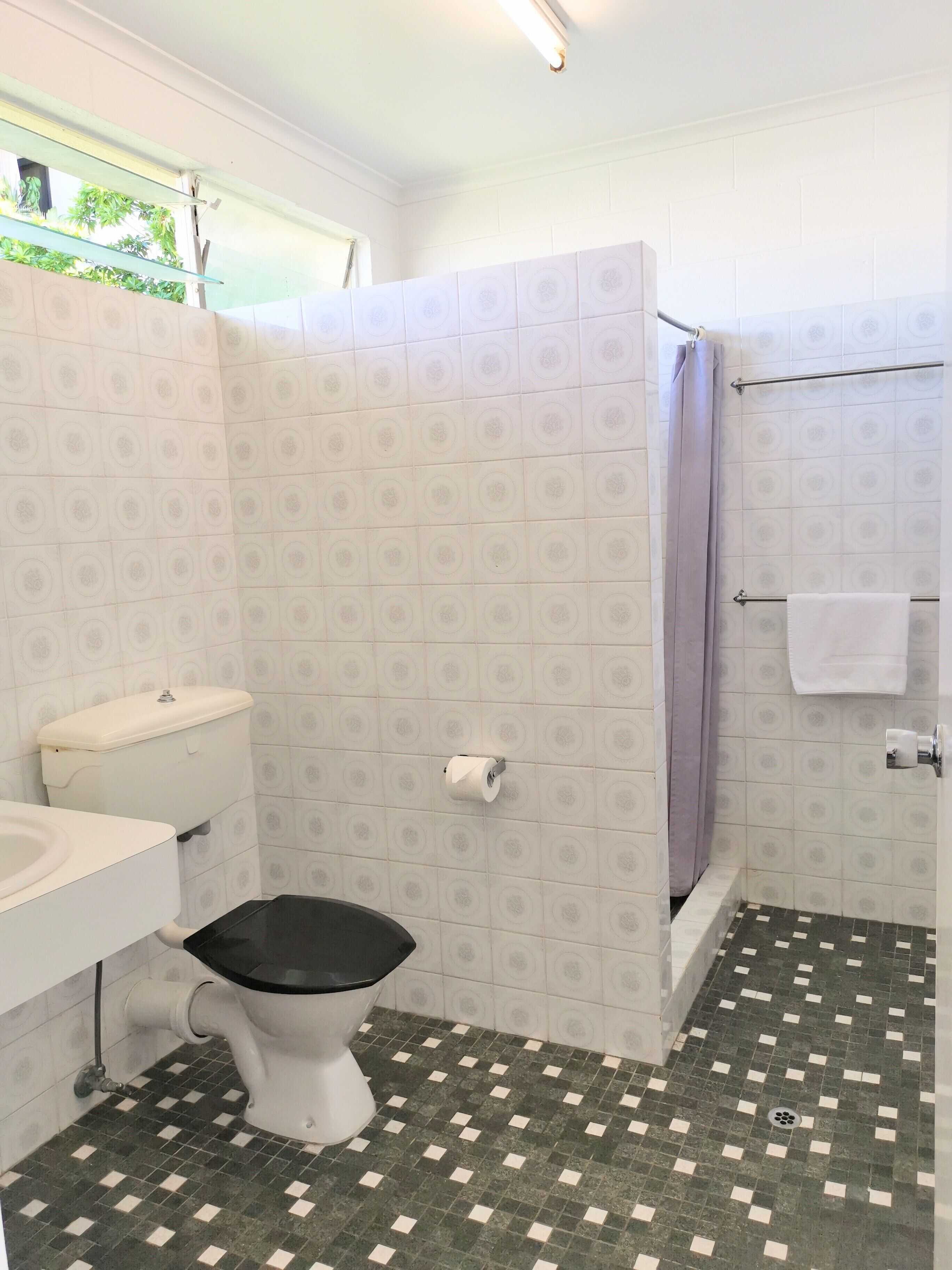 Cairns Motor Inn
