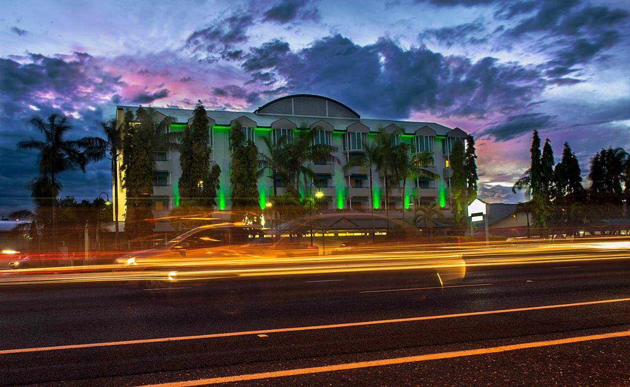 Cairns Sheridan Hotel & Conference Centre