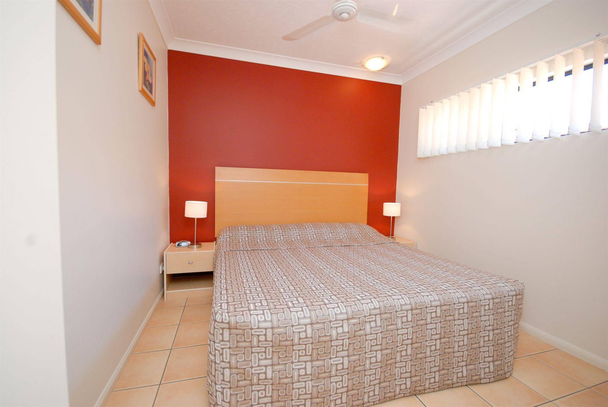 City Plaza Apartments