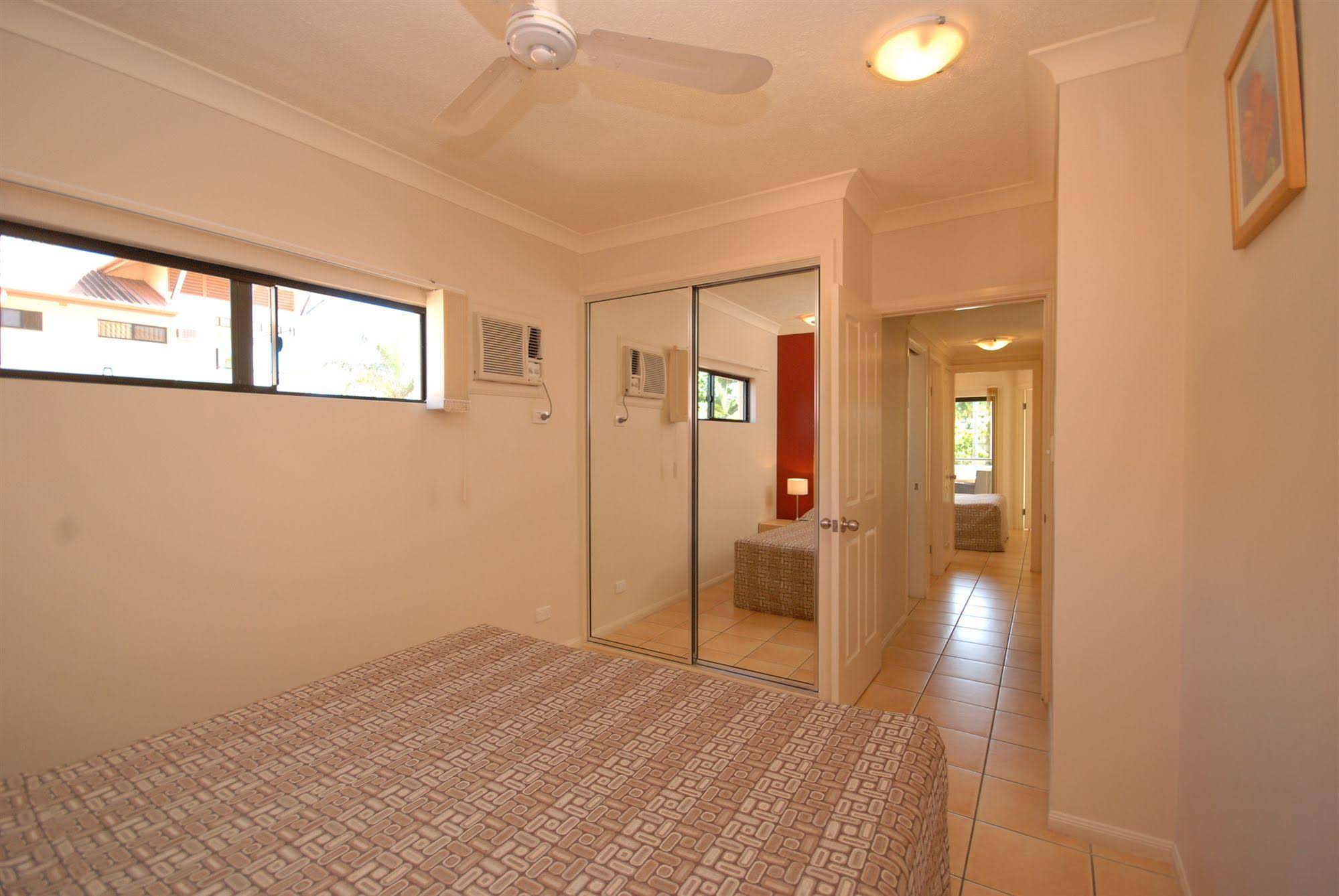 City Plaza Apartments