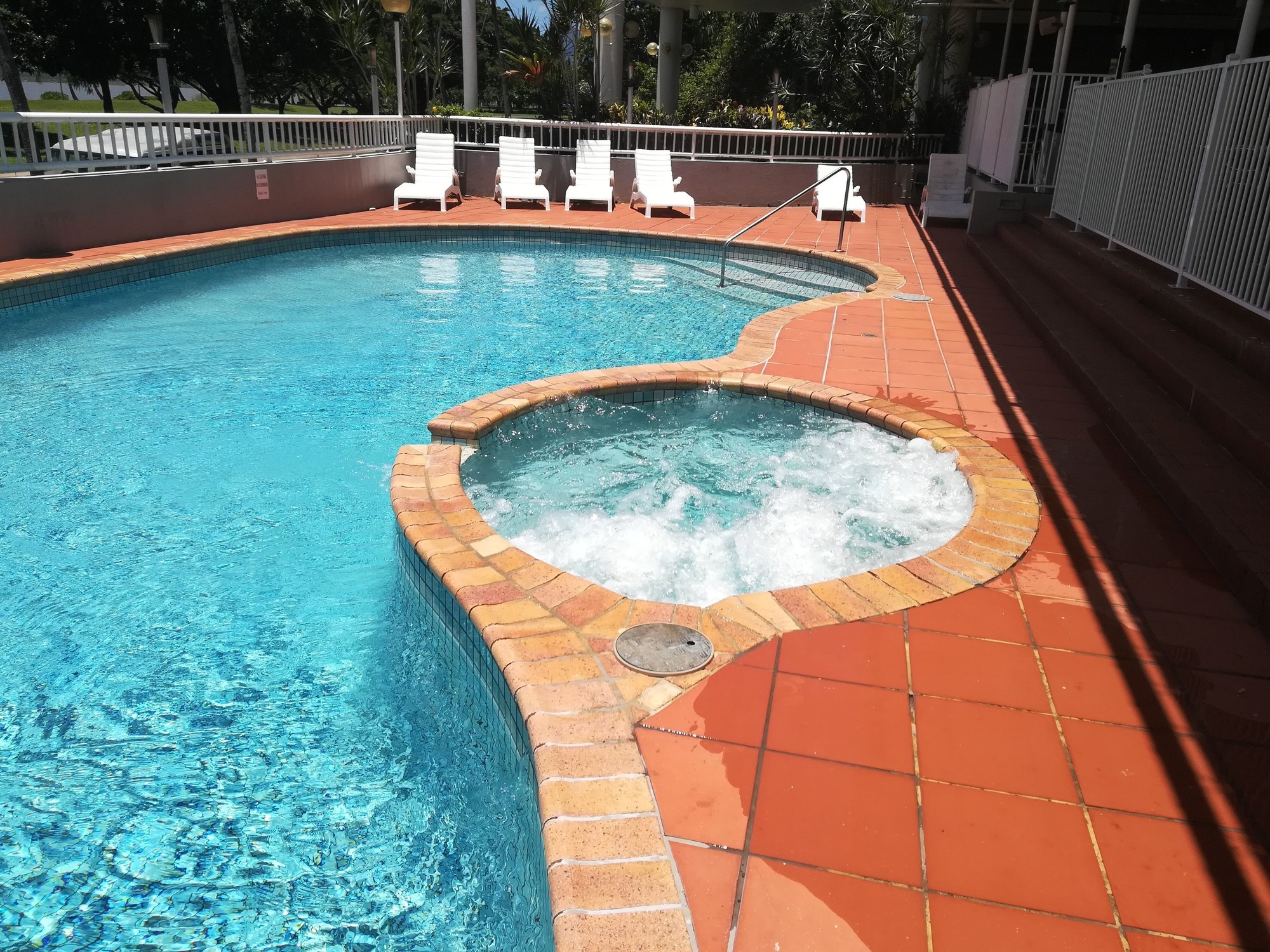 Comfort Acacia Court
