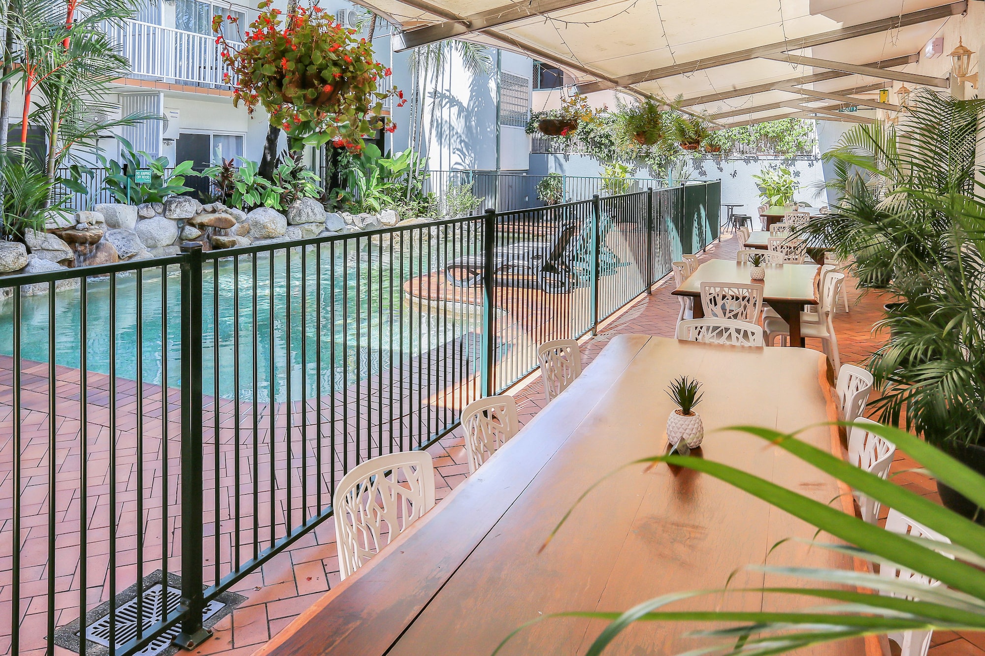 Coral Tree Inn