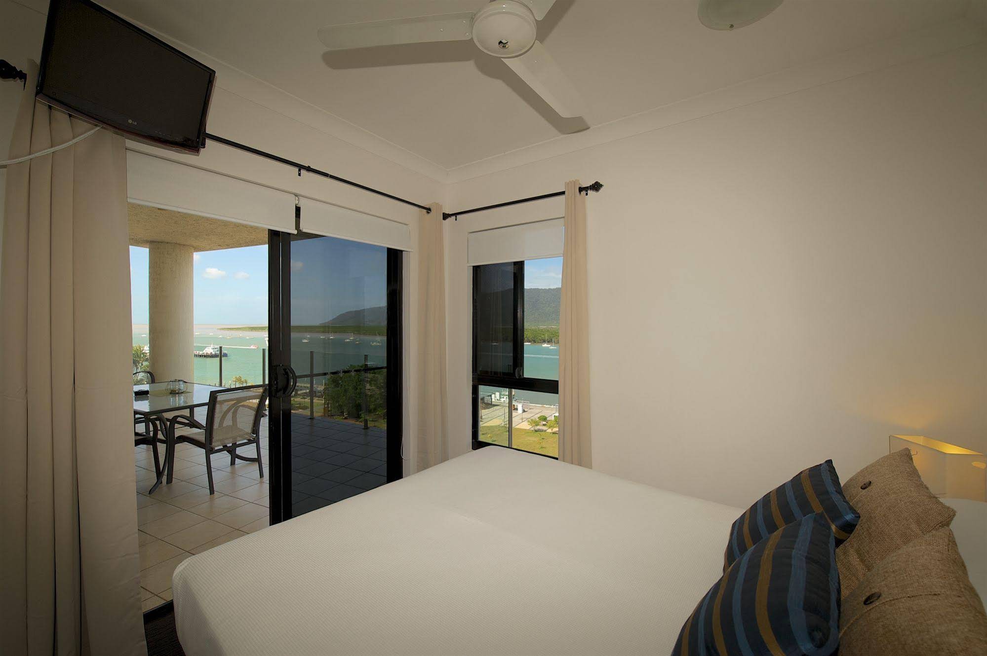 Jack and Newell Cairns Holiday Apartments