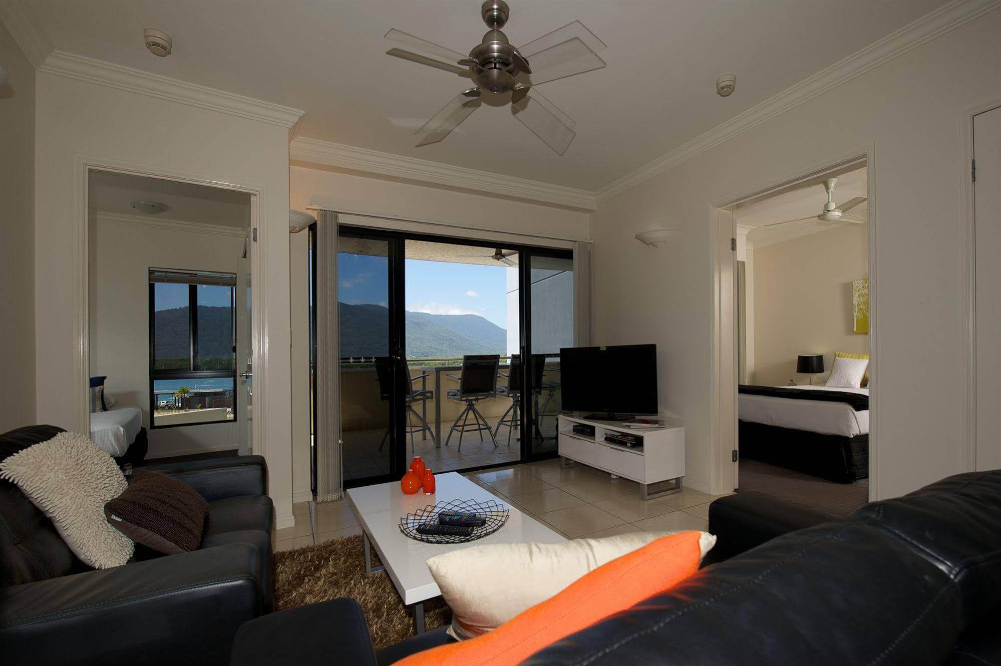 Jack and Newell Cairns Holiday Apartments