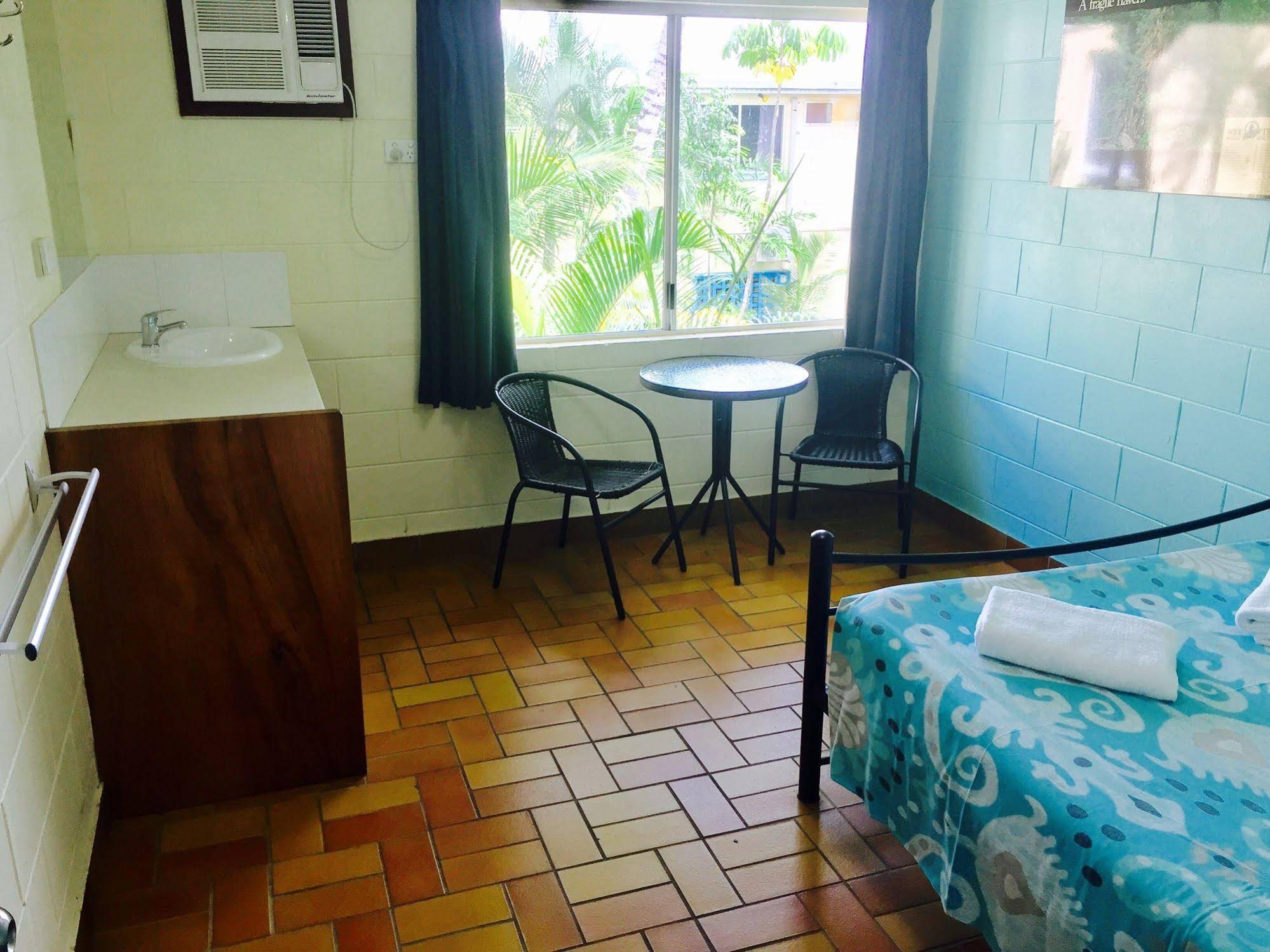 Mad Monkey Backpackers Village