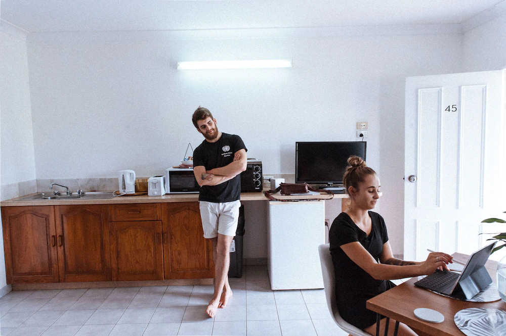 Motel Nomad