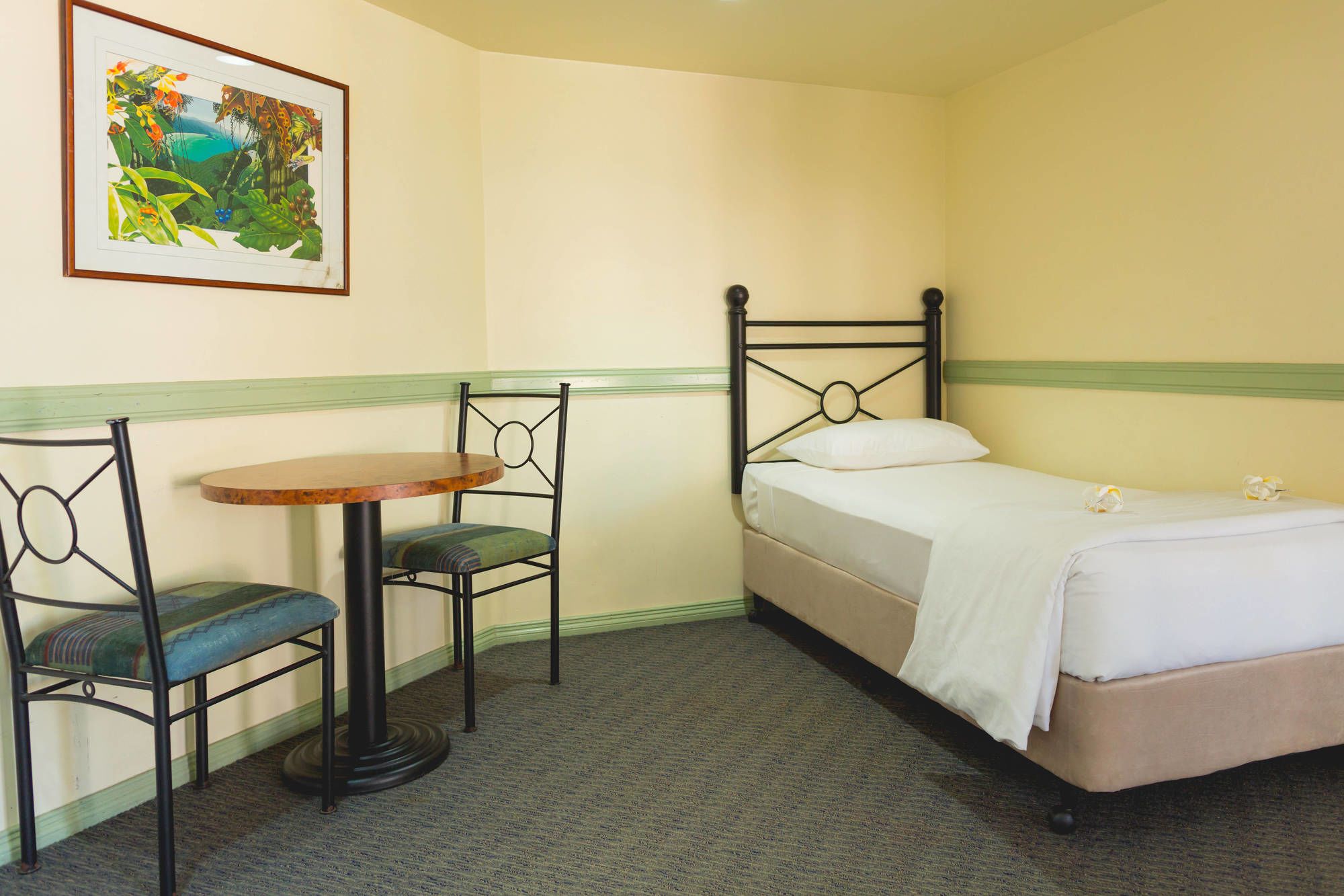 Palm Royale Cairns