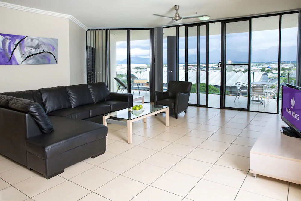 Park Regis Piermonde Apartments