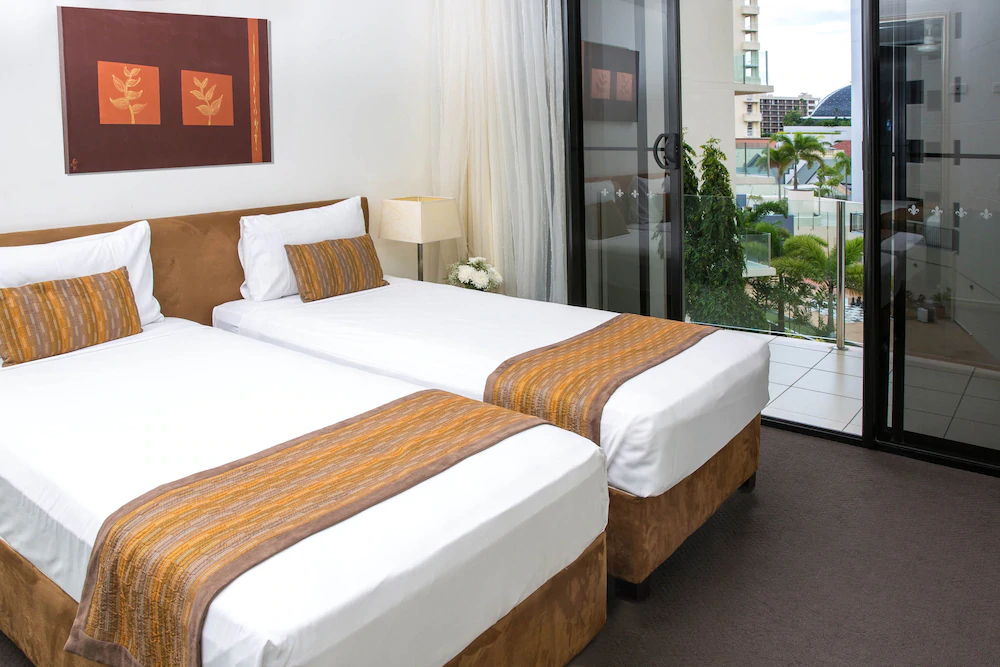 Park Regis Piermonde Apartments