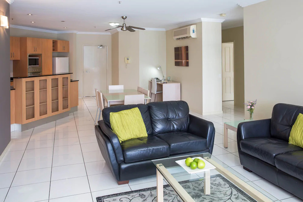 Park Regis Piermonde Apartments