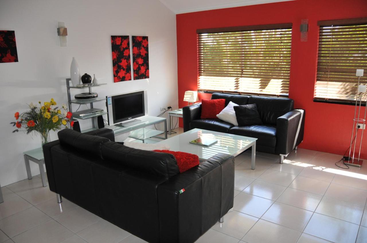 Reef Gateway Apartments