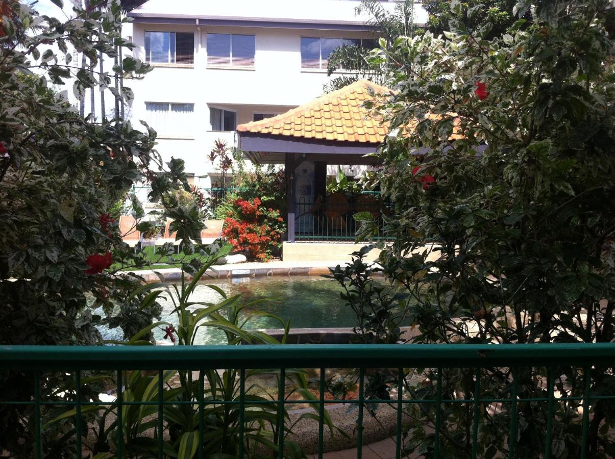 Reef Gateway Apartments