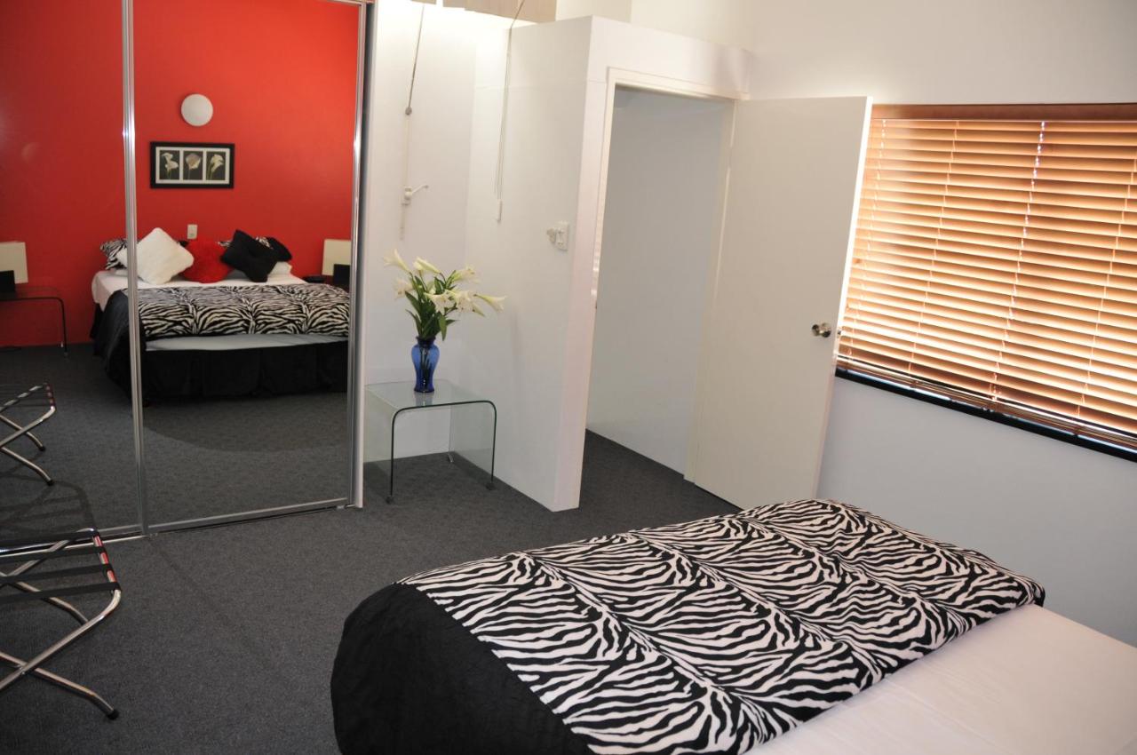 Reef Gateway Apartments