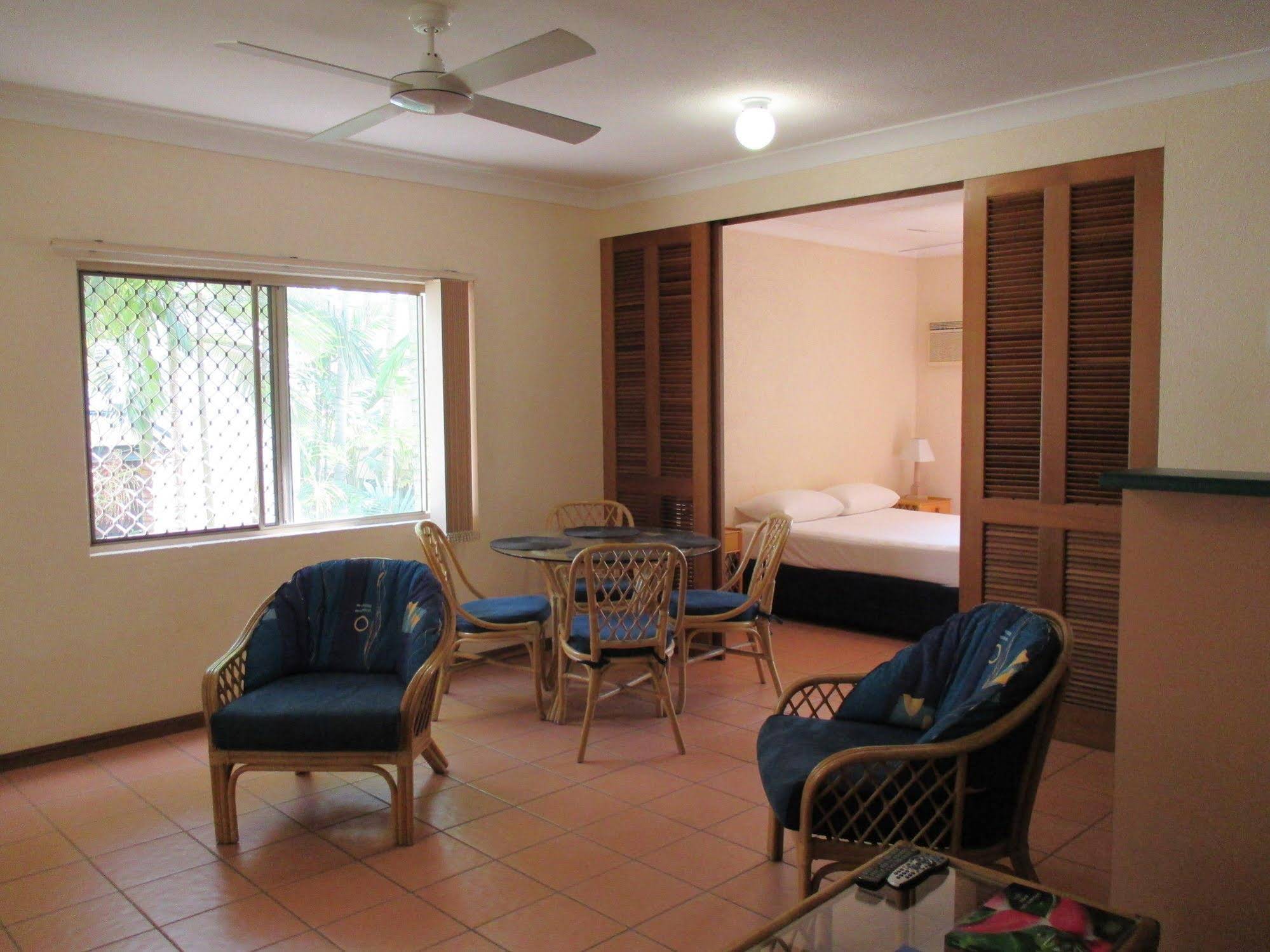 Royal Palm Villas